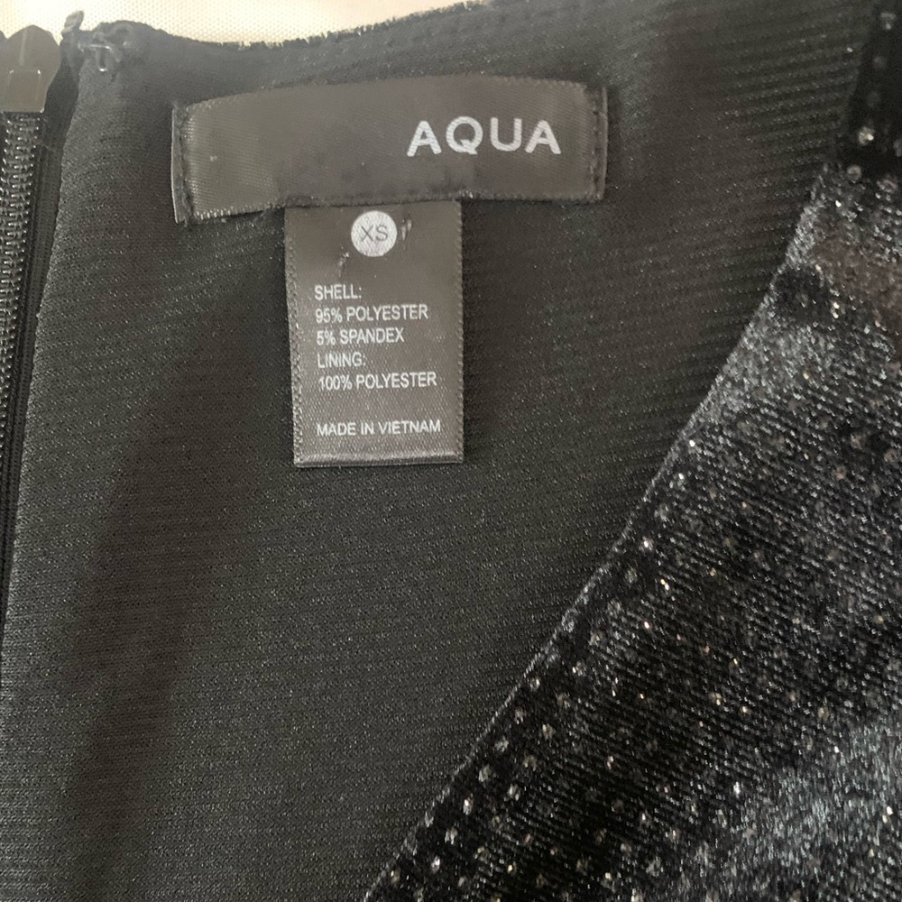 Aqua Sparkling Black Garment